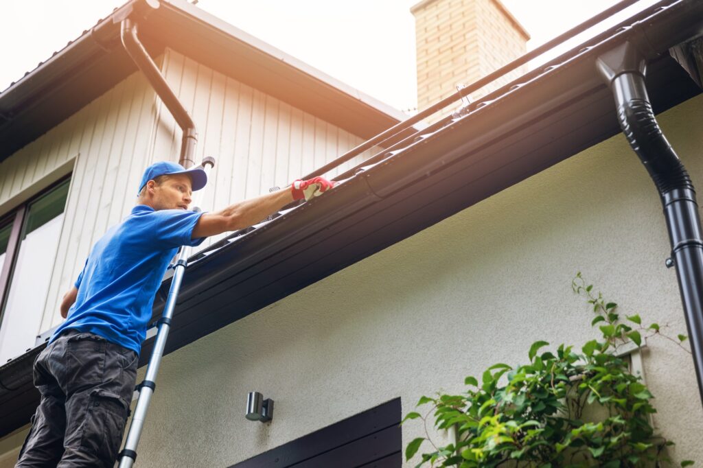 3.-Gutter-Cleaning-Ecotek-Pressure-Washing